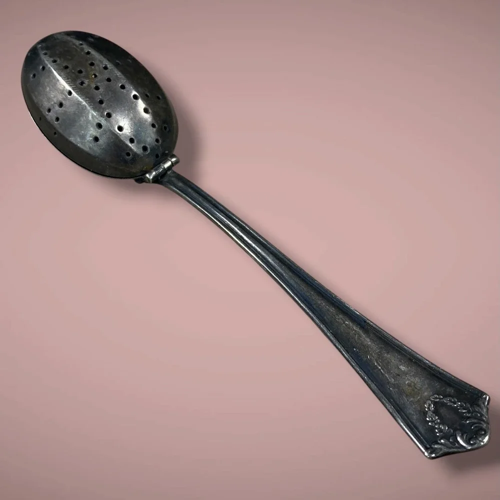 Williams Bros Imperial Tea Infuser Spoon Silverplate Hinged Strainer 1919